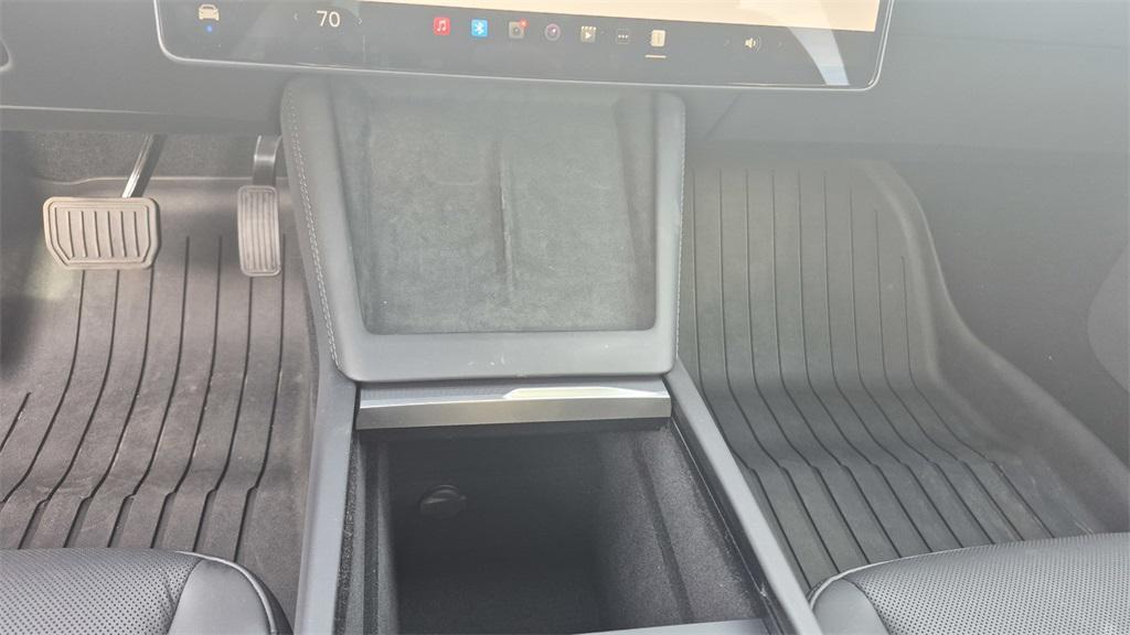 used 2025 Tesla Model 3 car, priced at $39,991