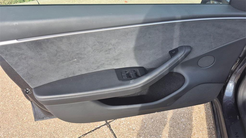 used 2025 Tesla Model 3 car, priced at $39,991