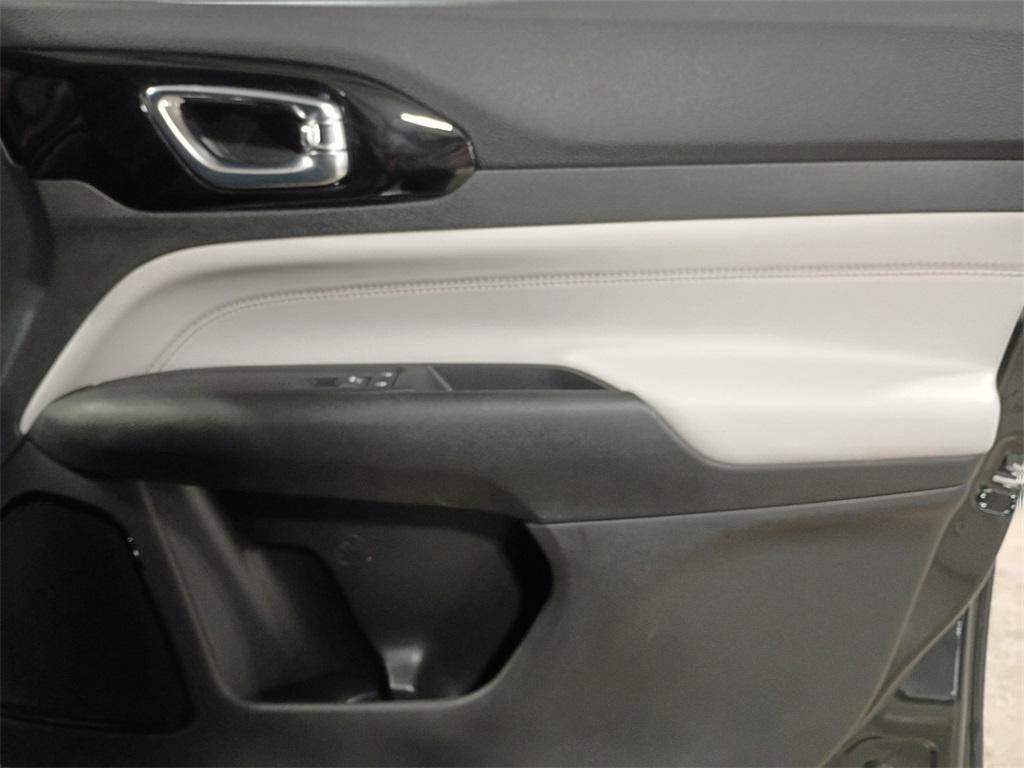used 2022 Jeep Compass car, priced at $22,992