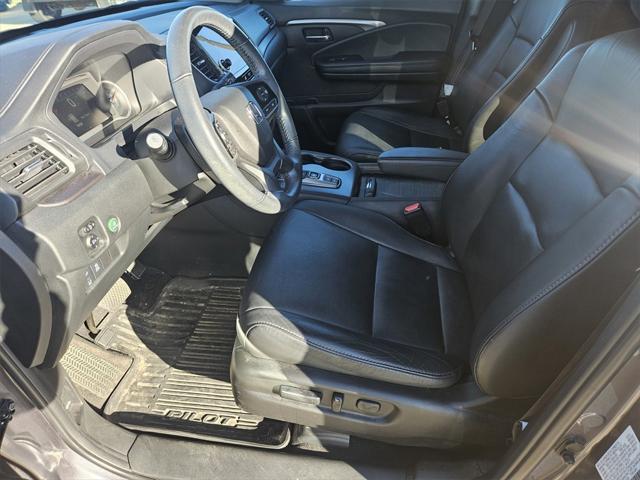 used 2022 Honda Pilot car, priced at $30,988