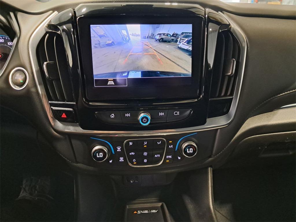used 2022 Chevrolet Traverse car, priced at $27,475