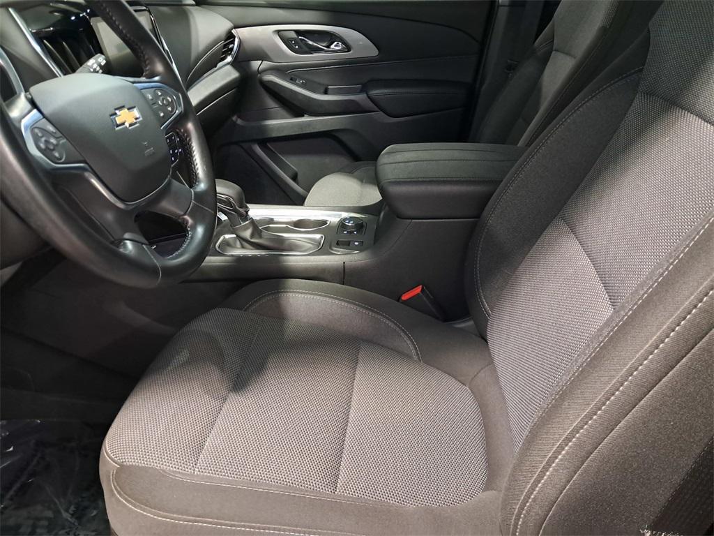 used 2022 Chevrolet Traverse car, priced at $27,475