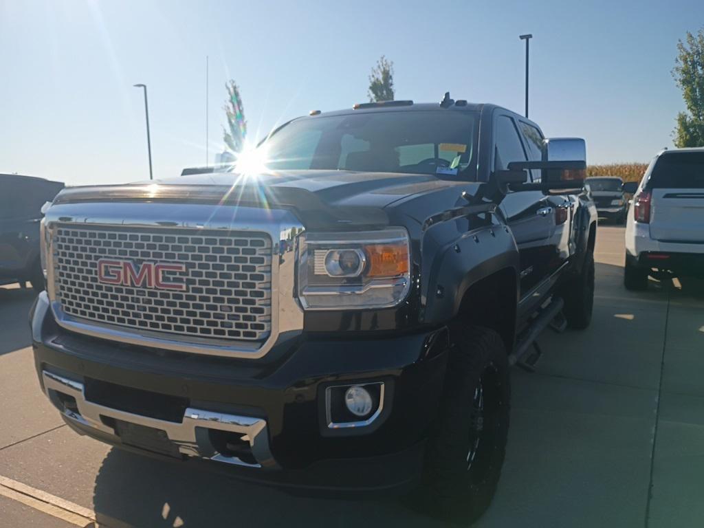used 2015 GMC Sierra 2500 car, priced at $35,758