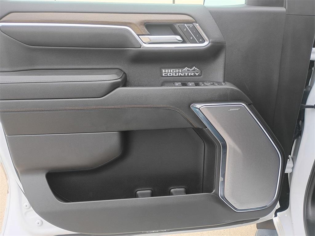 used 2024 Chevrolet Silverado 1500 car, priced at $49,986