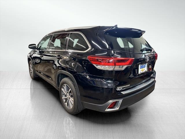 used 2019 Toyota Highlander car, priced at $21,966