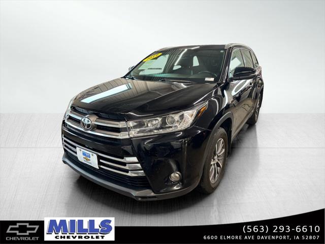 used 2019 Toyota Highlander car, priced at $21,966