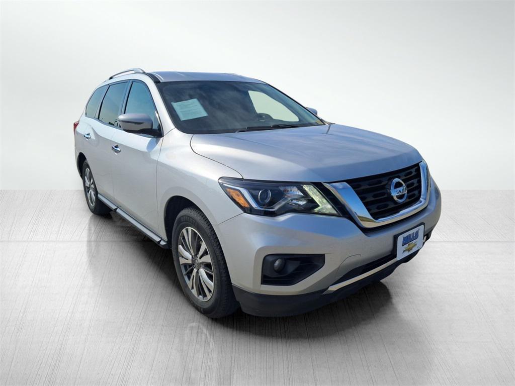 used 2019 Nissan Pathfinder car, priced at $11,336