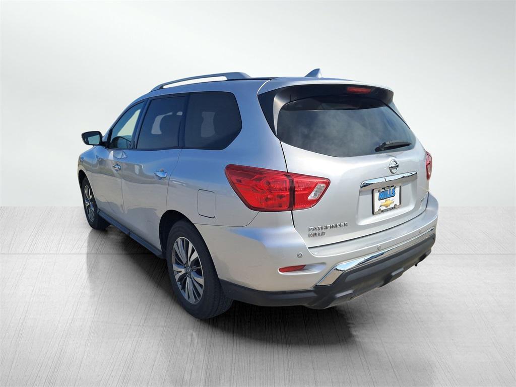 used 2019 Nissan Pathfinder car, priced at $11,336
