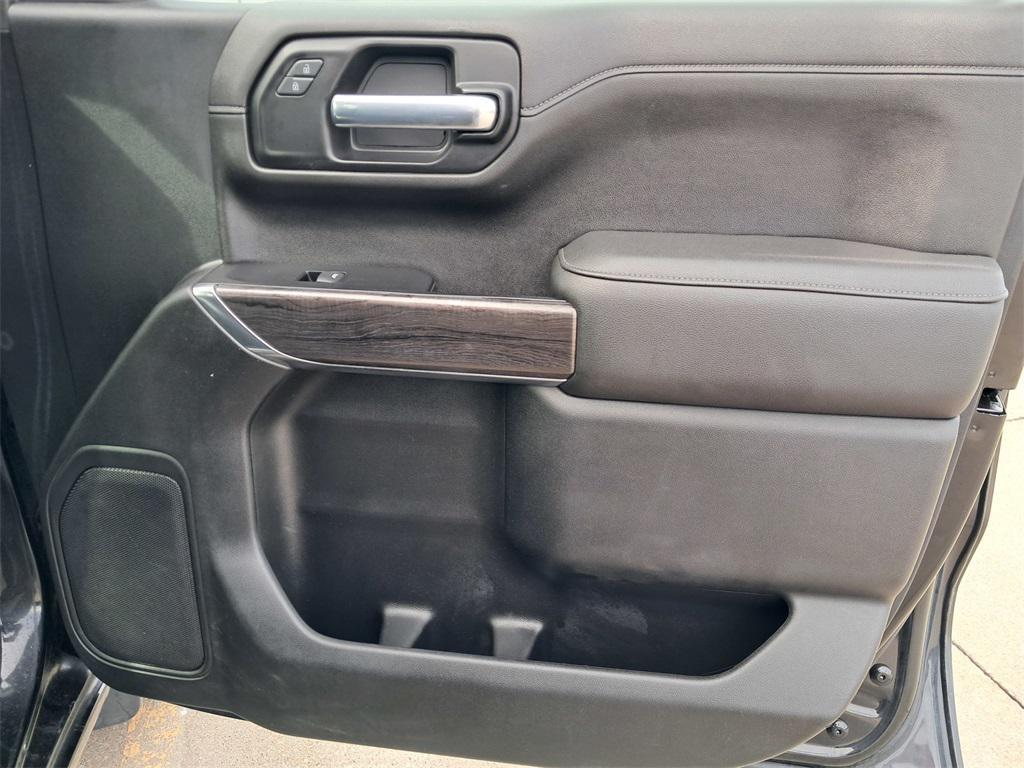 used 2022 Chevrolet Silverado 1500 car, priced at $39,984