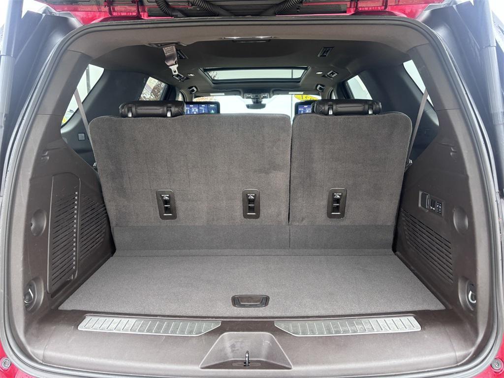 used 2021 GMC Yukon car, priced at $48,112