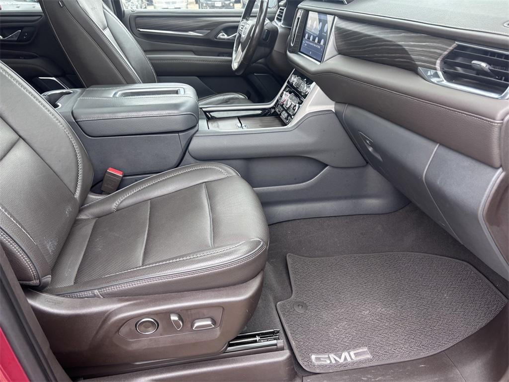 used 2021 GMC Yukon car, priced at $48,112