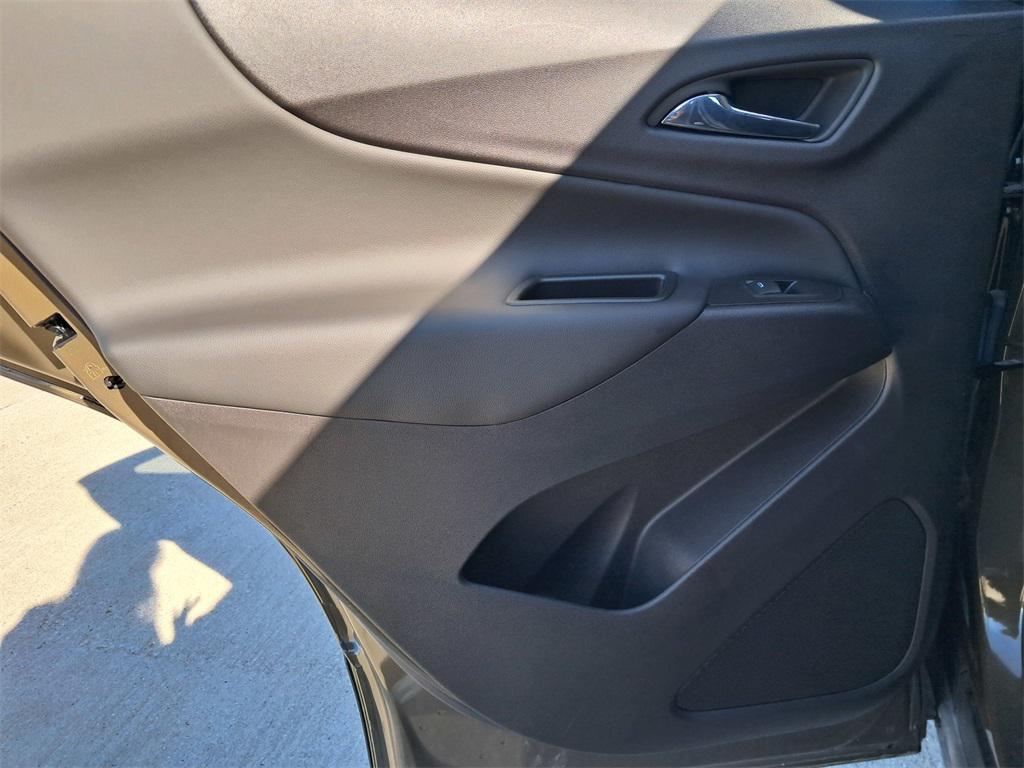 used 2024 Chevrolet Equinox car, priced at $23,508