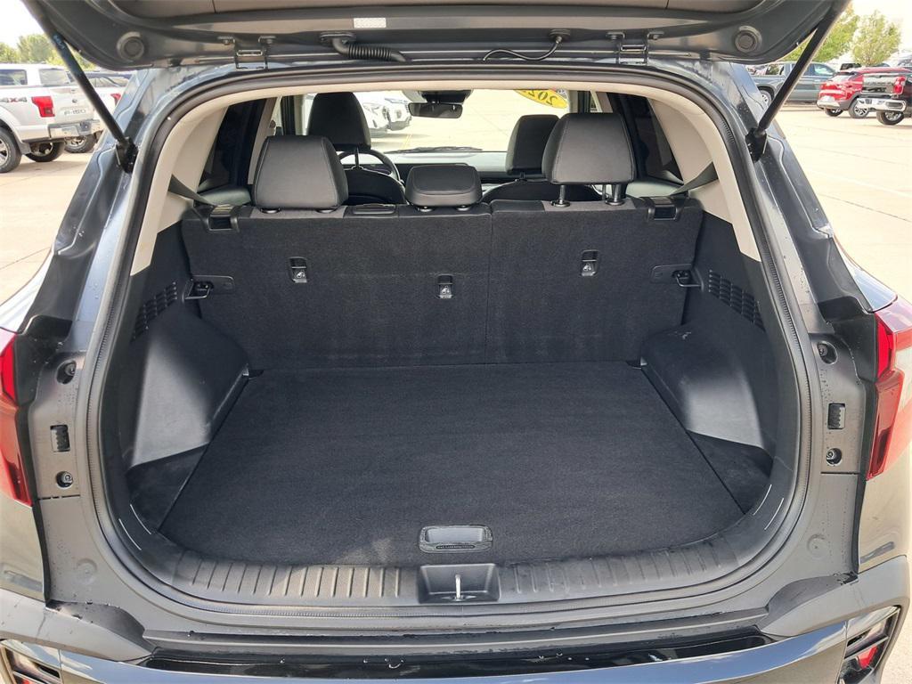 used 2025 Kia Seltos car, priced at $22,559