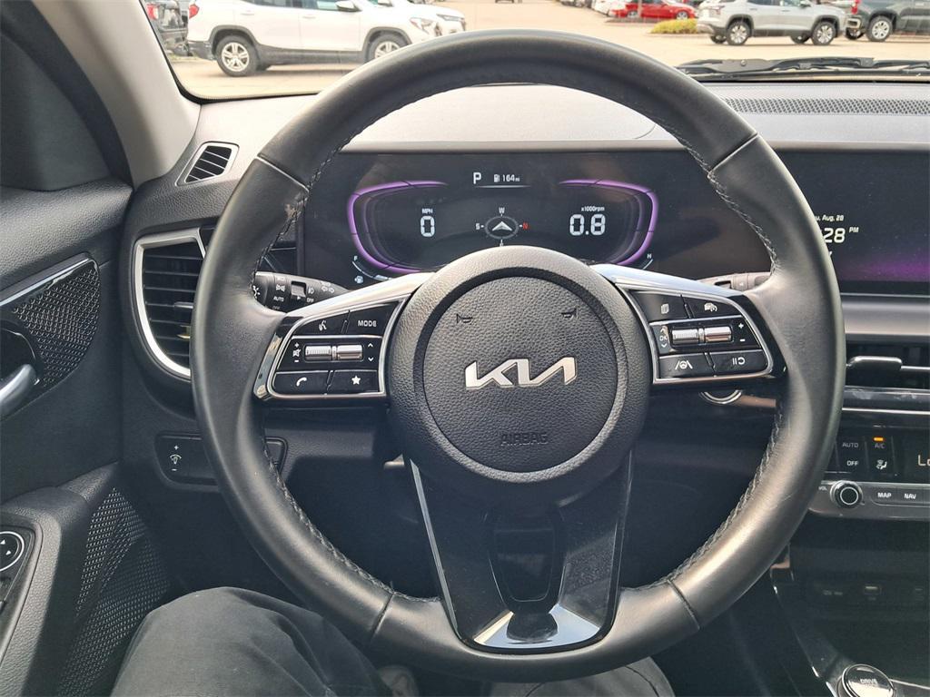 used 2025 Kia Seltos car, priced at $22,559