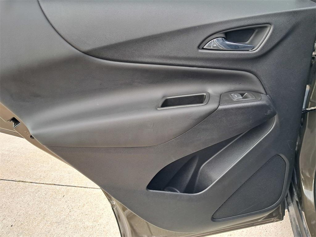 used 2023 Chevrolet Equinox car, priced at $22,322