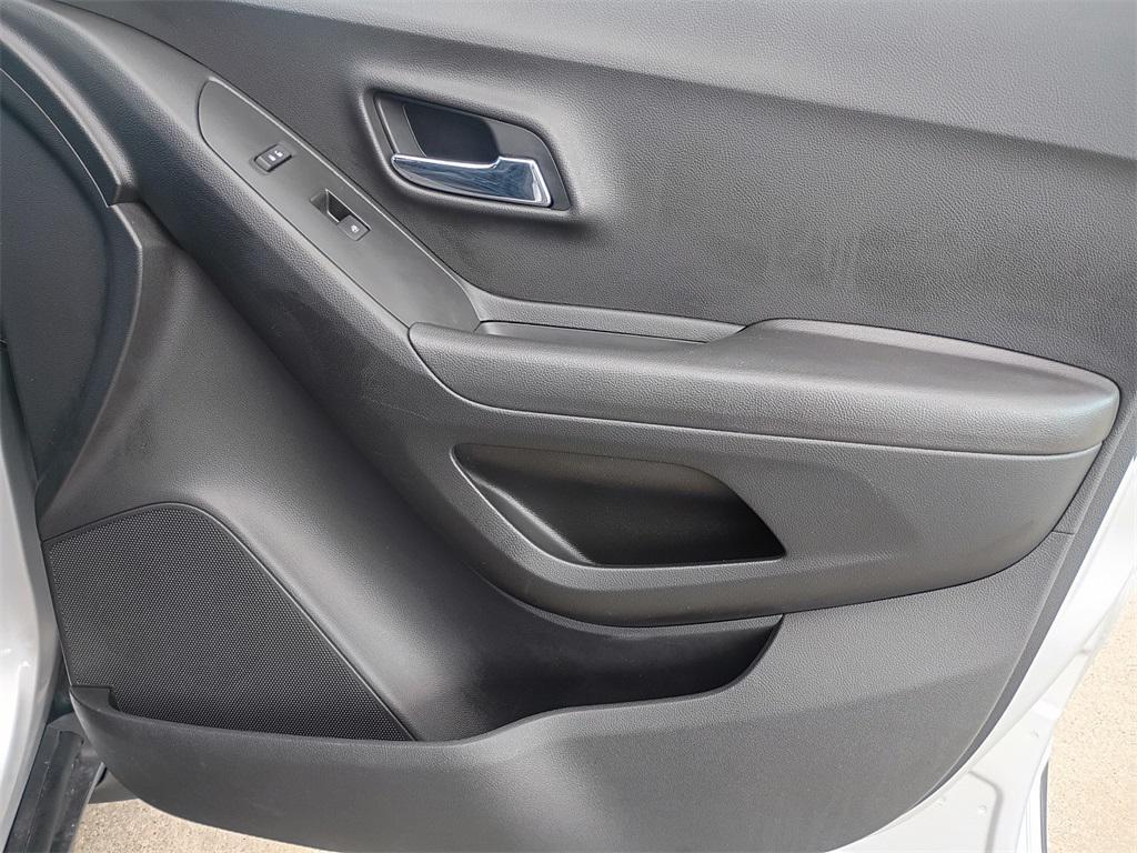 used 2019 Chevrolet Trax car, priced at $12,371