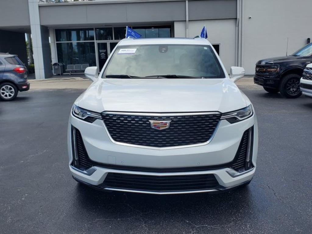 used 2024 Cadillac XT6 car, priced at $39,991