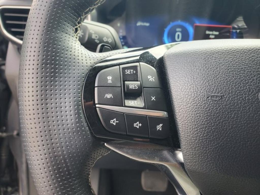 used 2022 Ford Explorer car, priced at $39,991