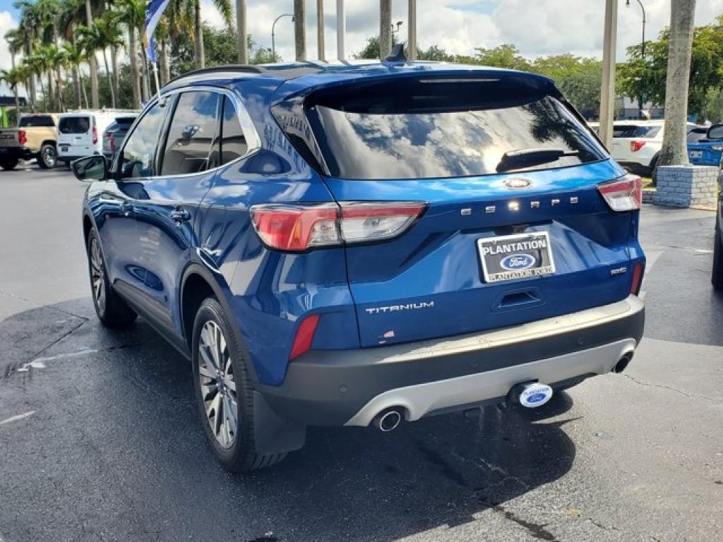 used 2022 Ford Escape car, priced at $24,991