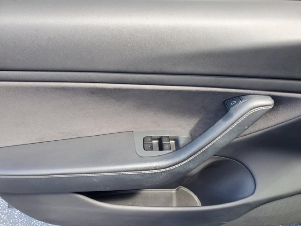 used 2021 Tesla Model 3 car, priced at $18,991