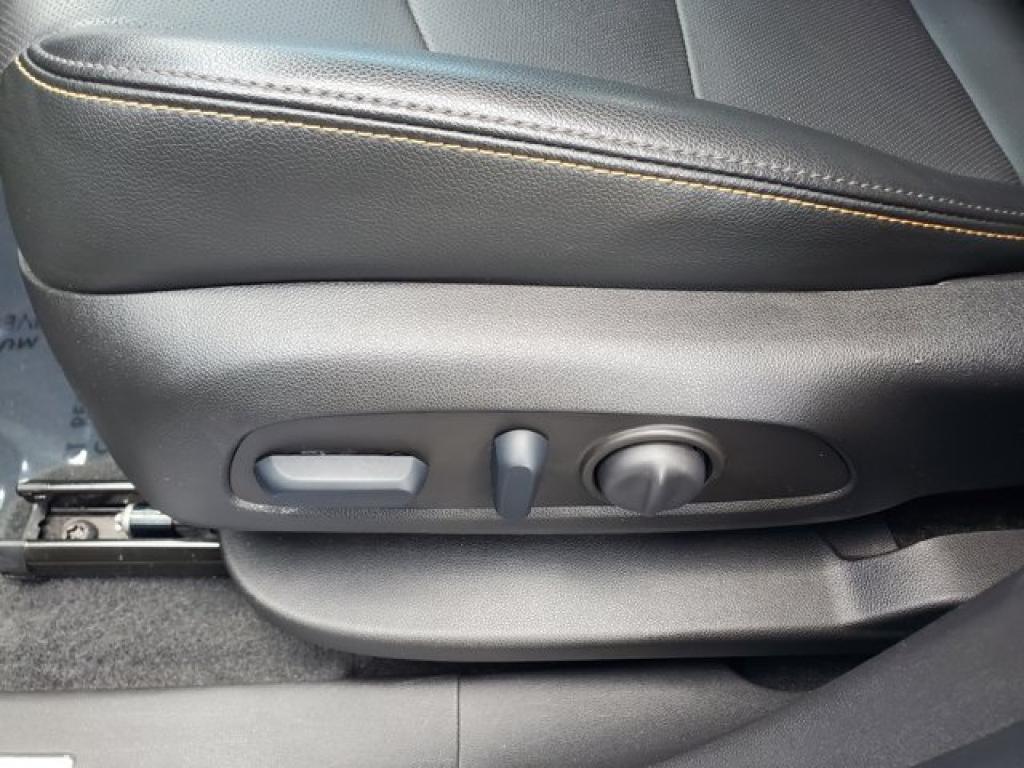 used 2023 Chevrolet Equinox car, priced at $22,491