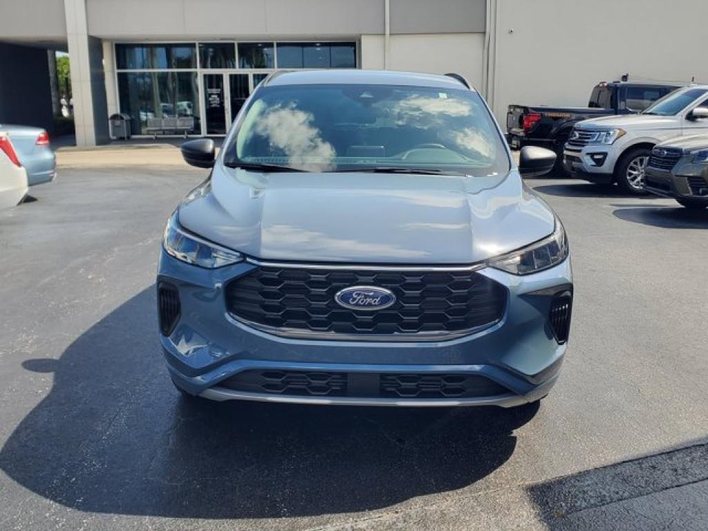 used 2024 Ford Escape car, priced at $22,991