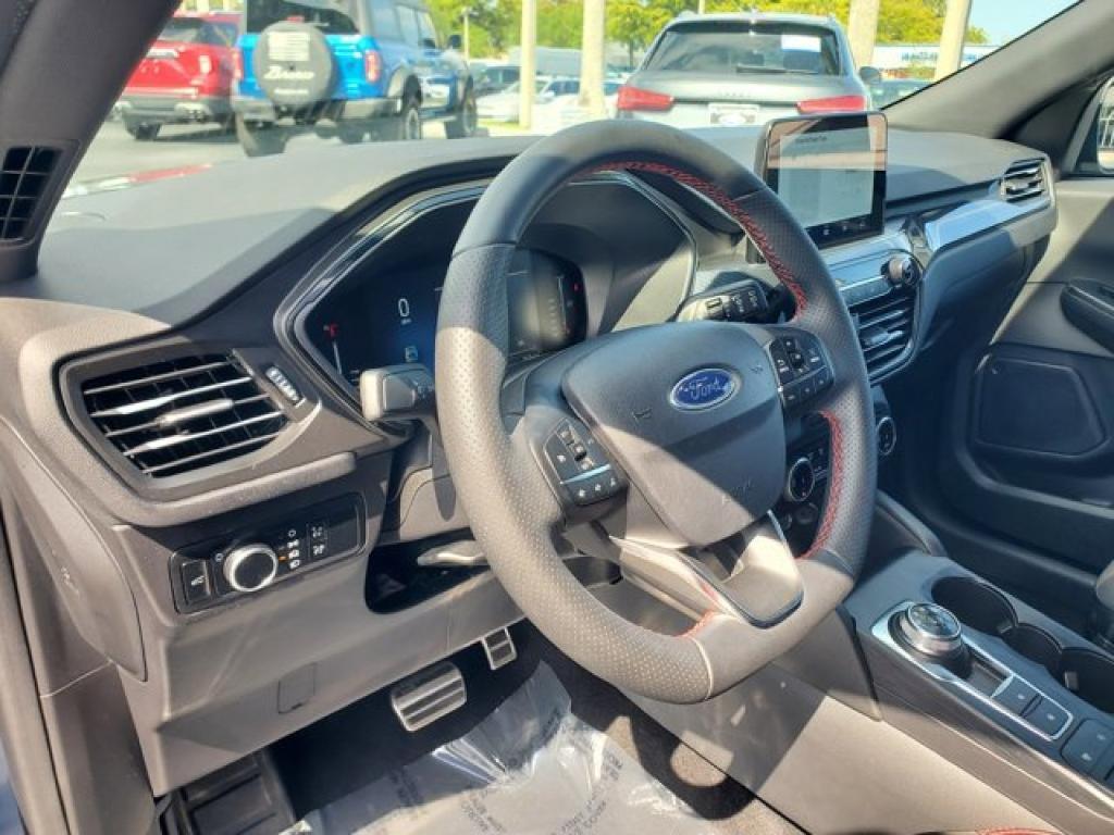 used 2024 Ford Escape car, priced at $22,991