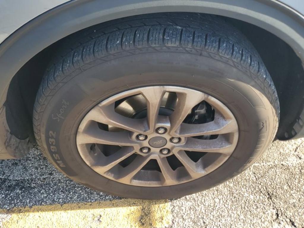 used 2022 Ford Escape car, priced at $15,991