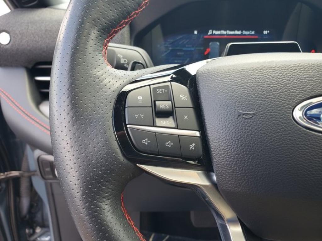 used 2025 Ford Explorer car, priced at $49,991