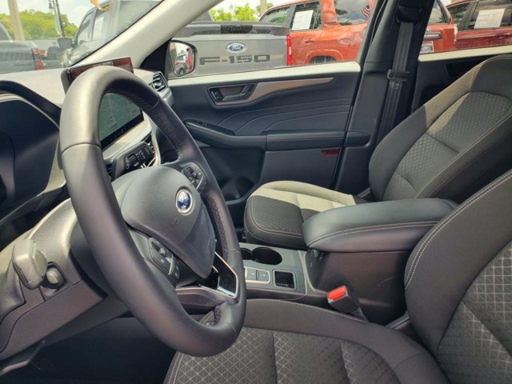 used 2024 Ford Escape car, priced at $24,991