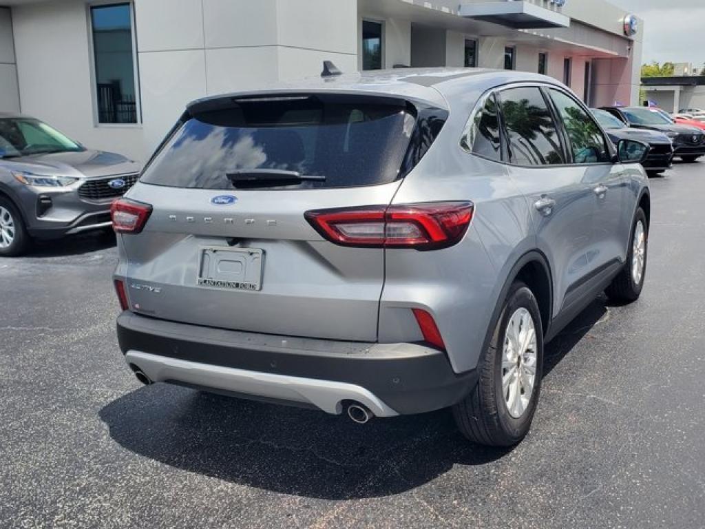 used 2024 Ford Escape car, priced at $24,991