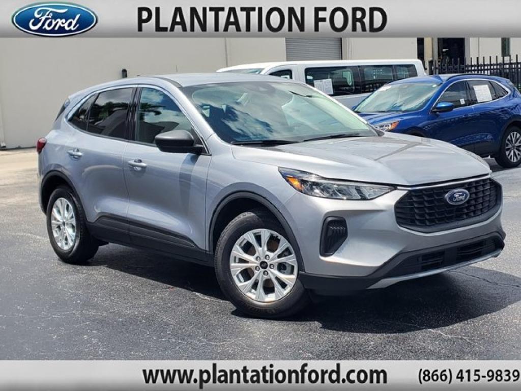 used 2024 Ford Escape car, priced at $24,991
