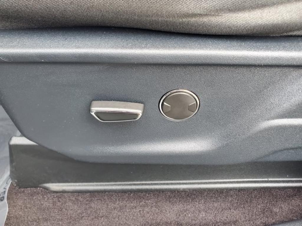 used 2021 Ford F-150 car, priced at $32,991