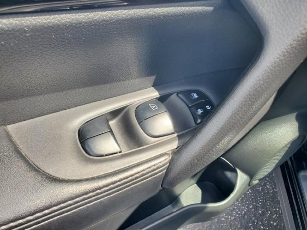 used 2019 Nissan Rogue Sport car, priced at $9,991