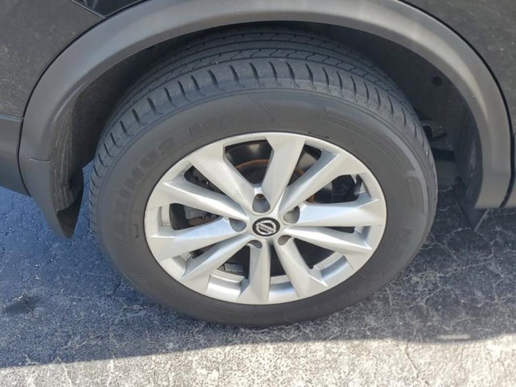 used 2019 Nissan Rogue Sport car, priced at $9,991