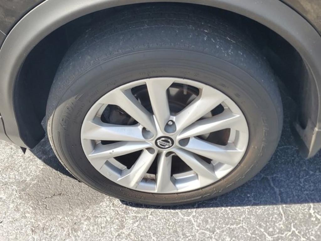 used 2019 Nissan Rogue Sport car, priced at $9,991