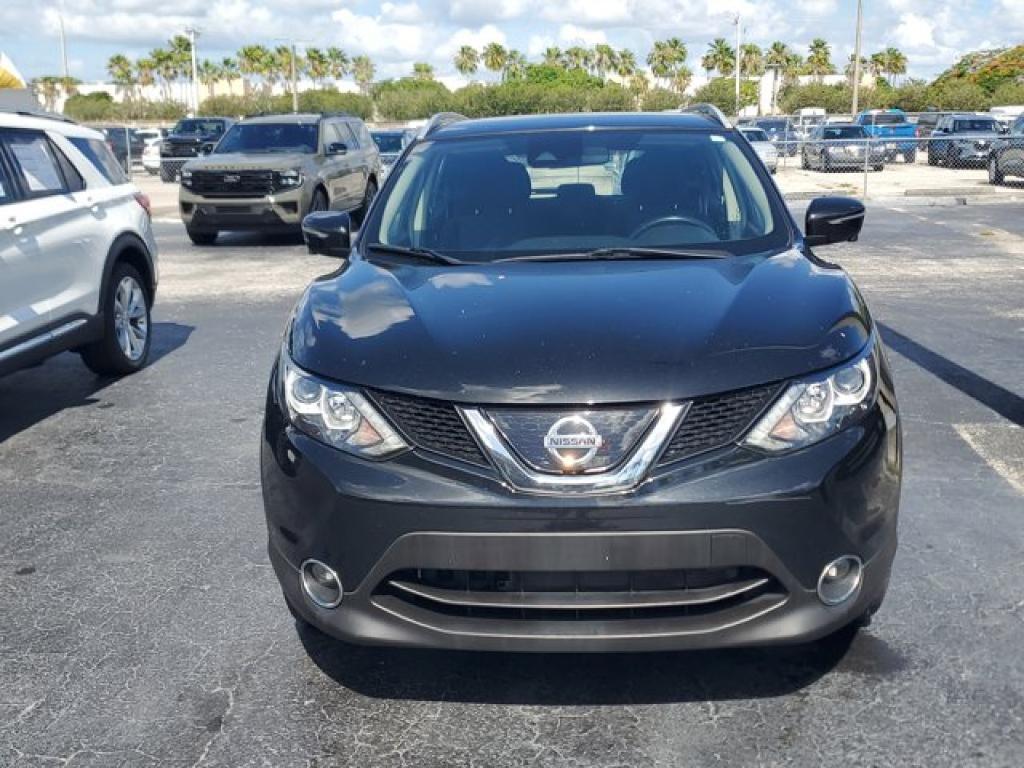 used 2019 Nissan Rogue Sport car, priced at $9,991