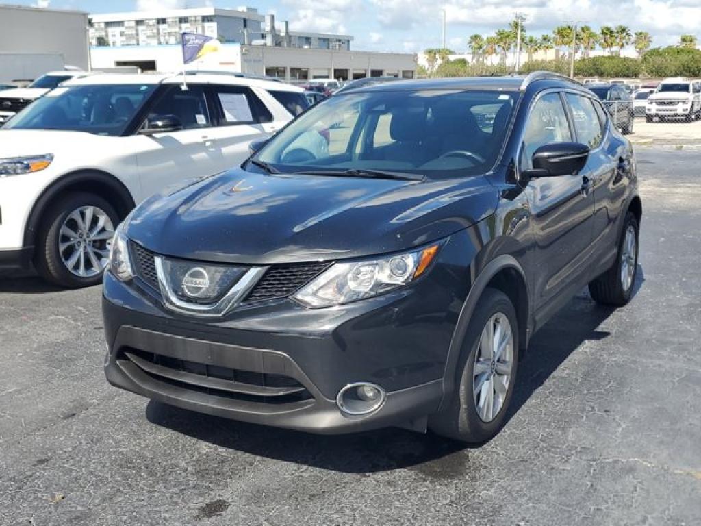used 2019 Nissan Rogue Sport car, priced at $9,991