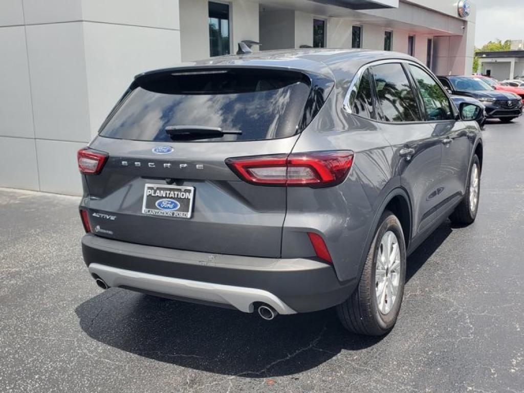 used 2024 Ford Escape car, priced at $25,591