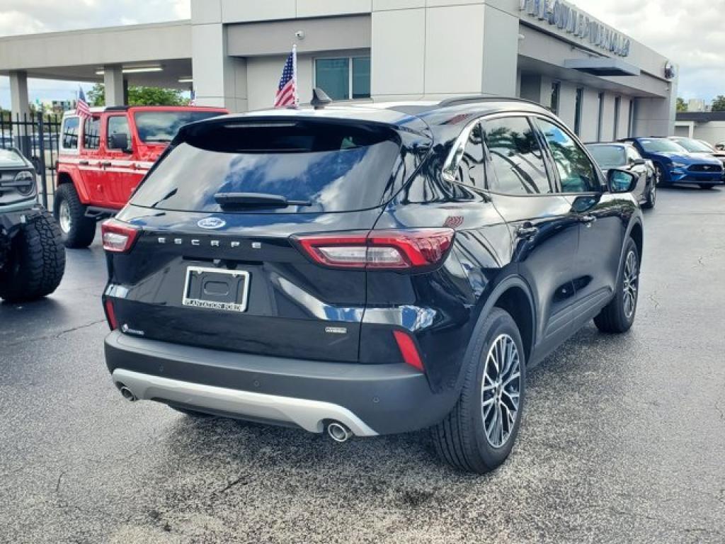 used 2024 Ford Escape car, priced at $29,991
