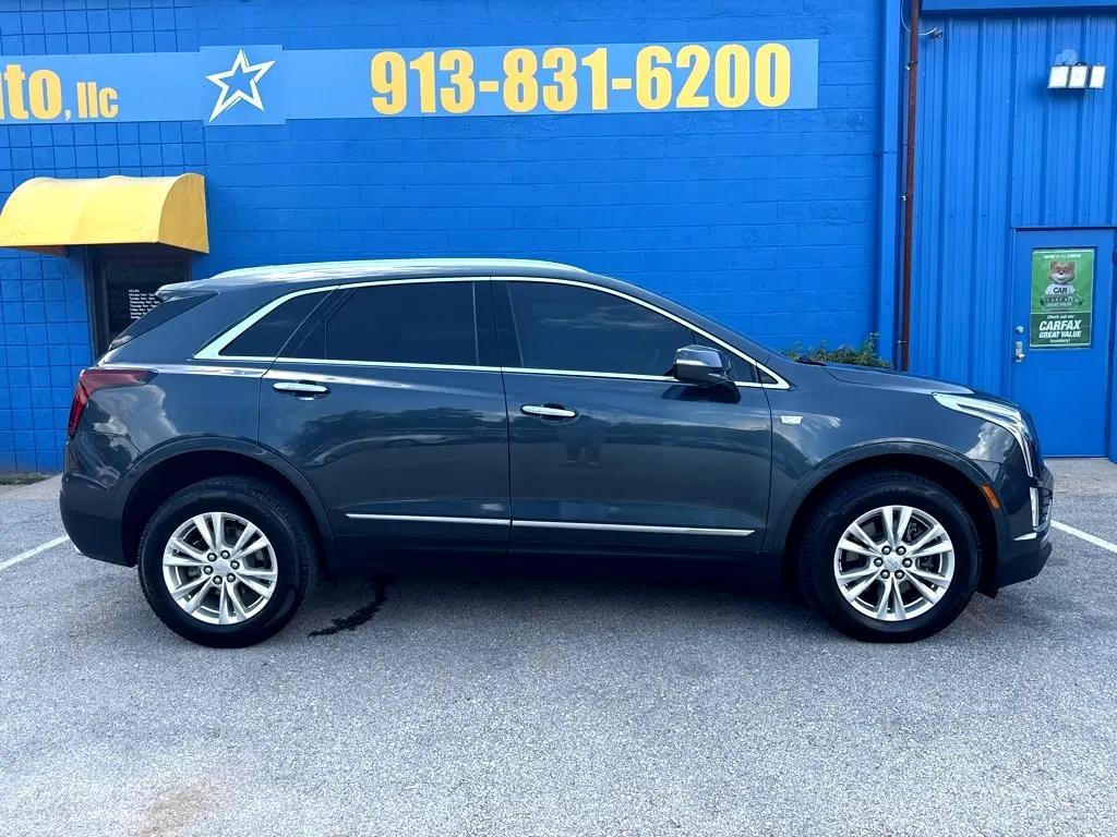 used 2021 Cadillac XT5 car, priced at $17,497