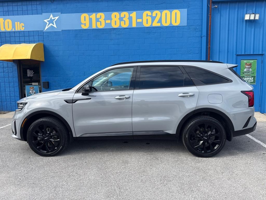 used 2022 Kia Sorento car, priced at $29,999