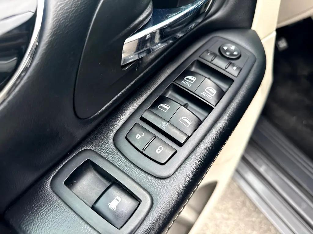 used 2019 Dodge Grand Caravan car, priced at $9,998