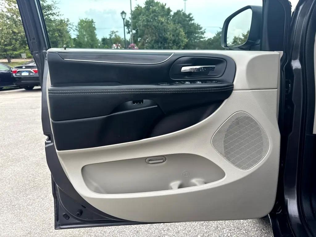 used 2019 Dodge Grand Caravan car, priced at $9,998