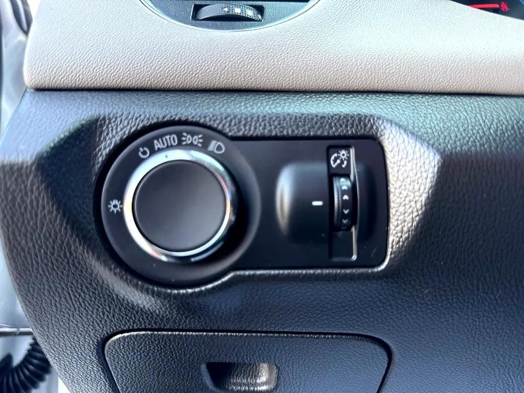 used 2014 Chevrolet Cruze car, priced at $7,749