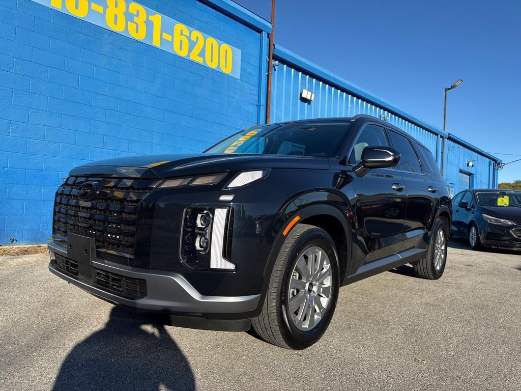 used 2024 Hyundai Palisade car, priced at $31,900