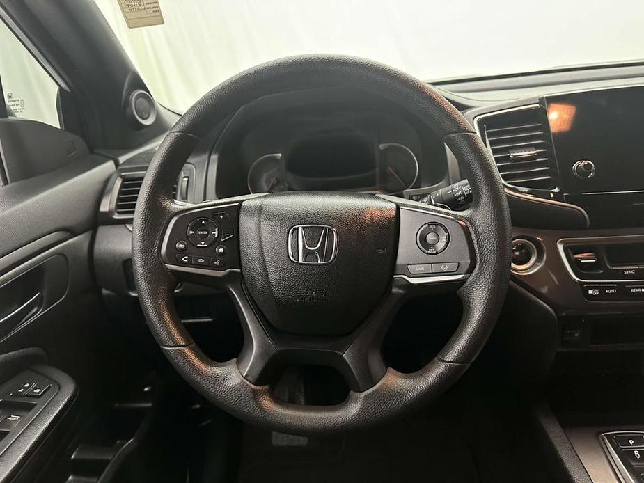 used 2022 Honda Pilot car, priced at $25,799