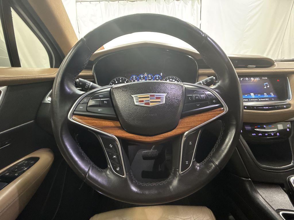 used 2017 Cadillac XT5 car, priced at $18,941