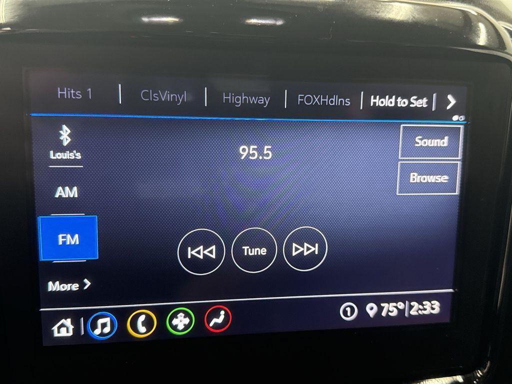 used 2020 Chevrolet Traverse car, priced at $23,648