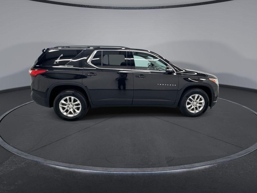 used 2020 Chevrolet Traverse car, priced at $23,648